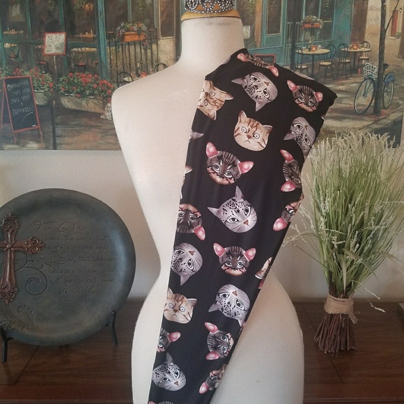Cat faces leggings - Picture 2 of 3